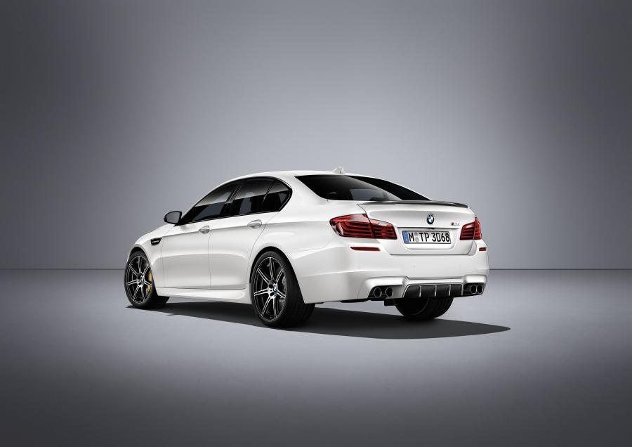  BMW M5 Competition Edition 2016 года  (фото 2 из 6)